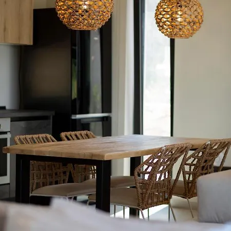 Amahle Luxury Villas Antipata  Exterior photo