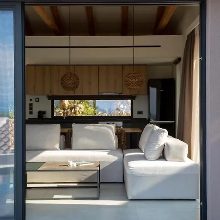 Amahle Luxury Villas Antipata  Exterior photo